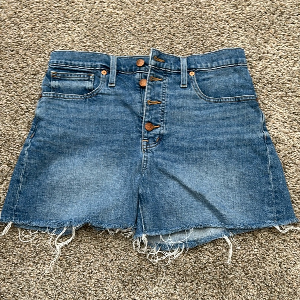 Madewell size 28 high rise denim shorts